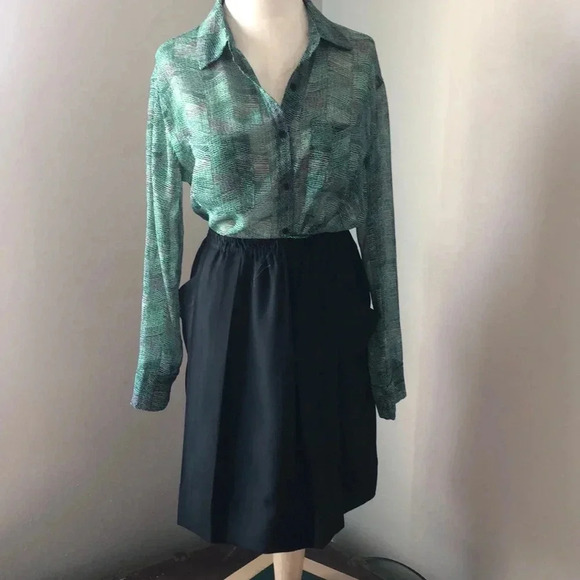 Black Skirt with‎ Pockets - Picture 1 of 6